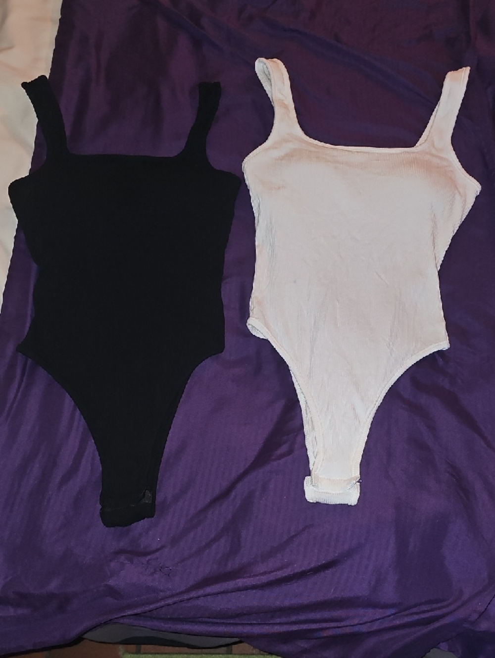SHEIN Black & White Ribbed Square-Neck Kids One-Piece Bodysuits